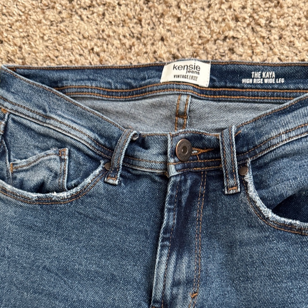 Kensie Deep Blue Jeans
The Kaya High Rise Wide Leg